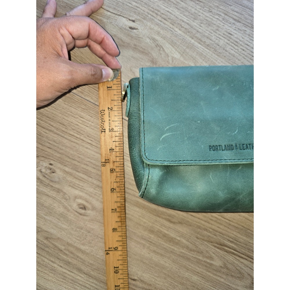 Portland Leather Metro Mini Womens Crossbody Bag Green Minimalist bohemian chic - Picture 13 of 14
